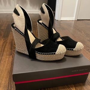 Vince Camuto never worn size 8 tie up wedge espadrill